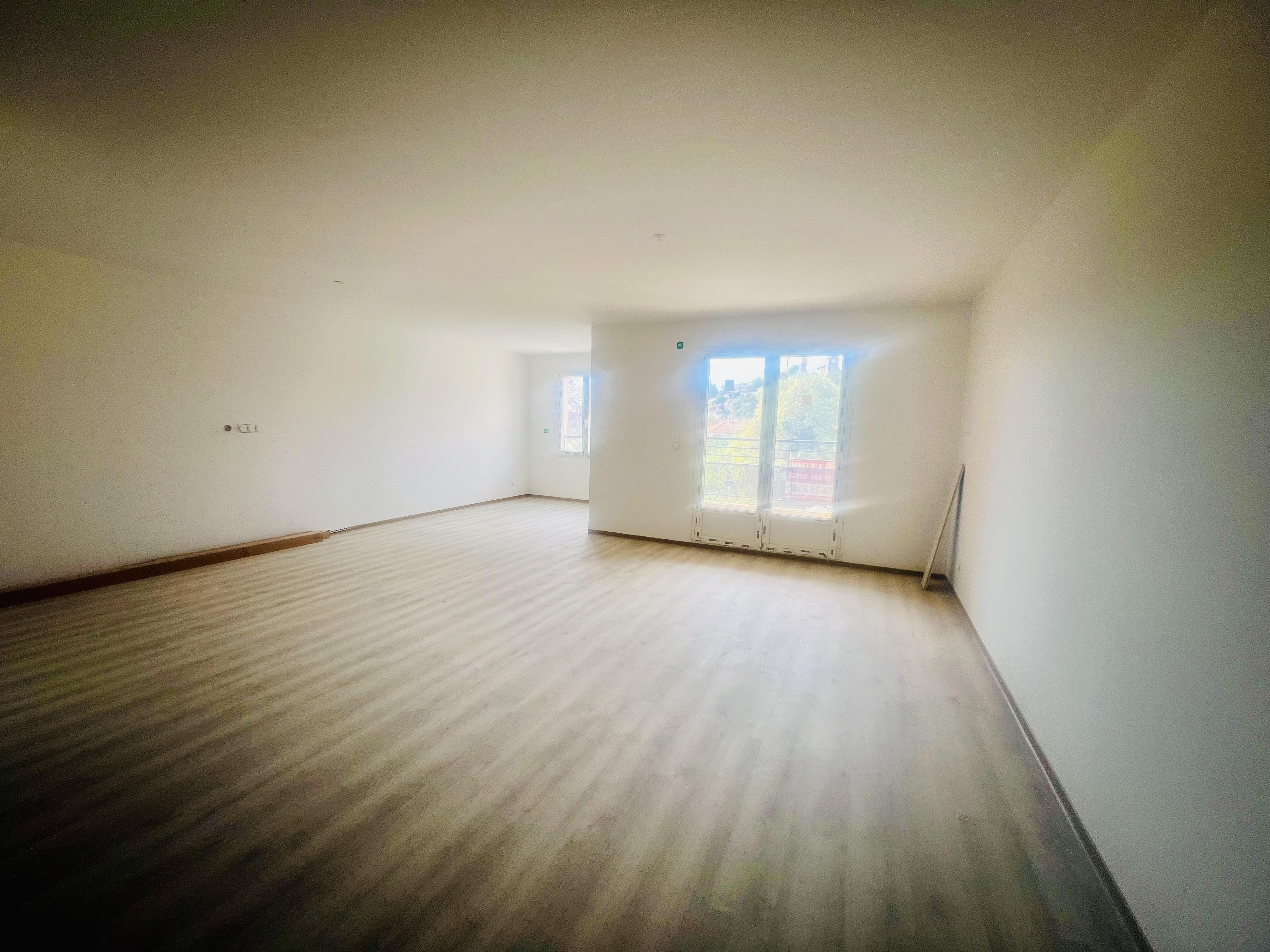 Appartement T2 avec balcon - Reillanne - Réf. 371 - Photo 3